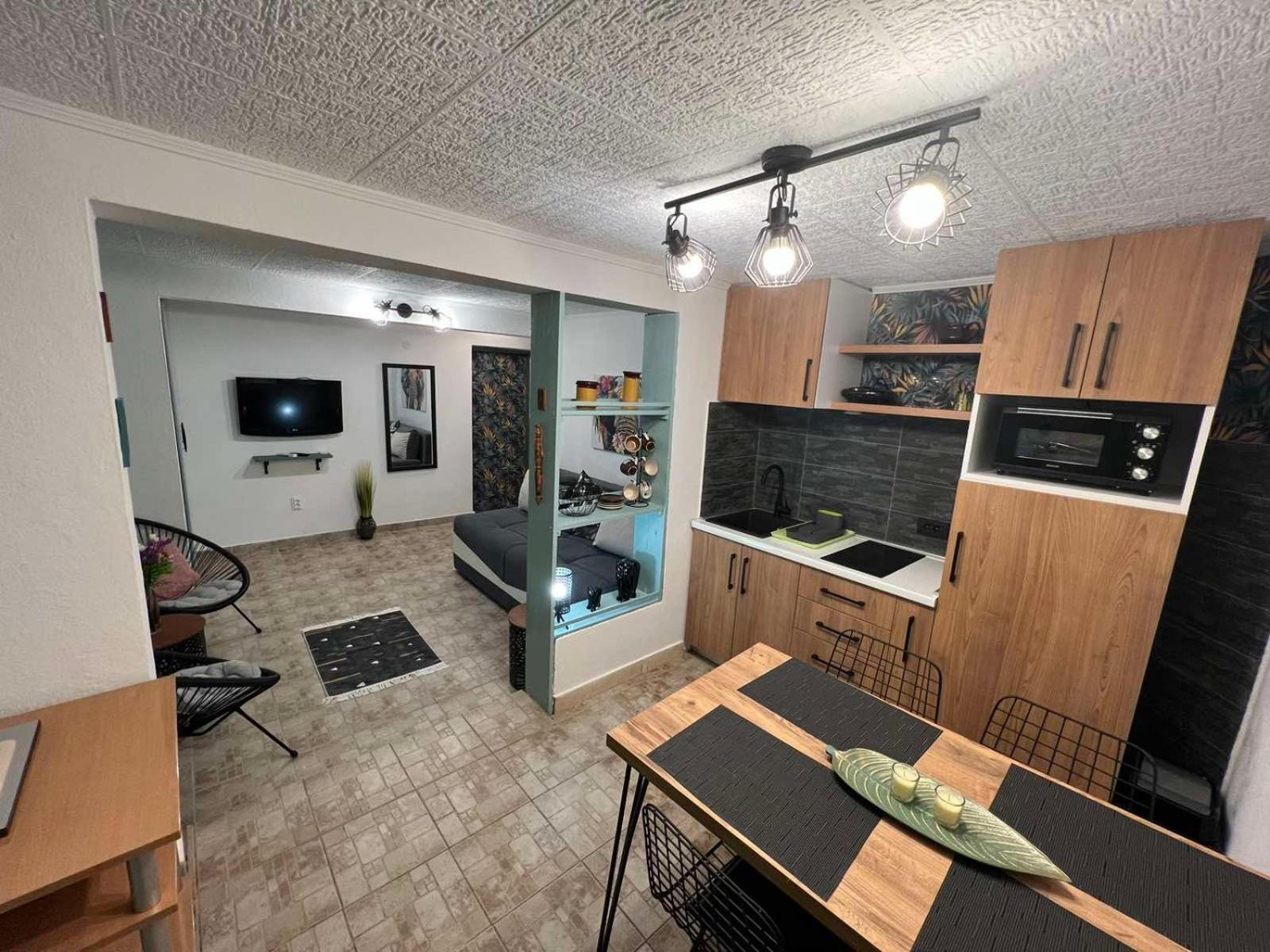 Old House Morinj 아파트 외부 사진